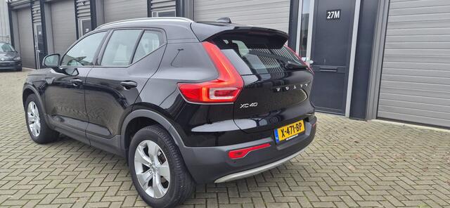 Volvo XC40 1.5 T3 Momentum, Navi, Cruise, PDC, Clima, Bluetooth enz. Voor een particulier aangeboden als eerste eigenaar, goed onderhouden en pas geleden koppeling en dubbelmassa vliegwiel vervangen.