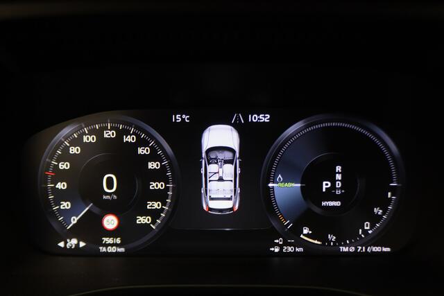 Volvo XC40 1.5 T4 Recharge Inscription Leer, Pilot Assist, Camera, Apple Carplay, Keyless, LED, 19"