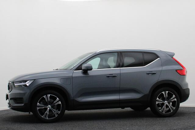 Volvo XC40 1.5 T4 Recharge Inscription Leer, Pilot Assist, Camera, Apple Carplay, Keyless, LED, 19"