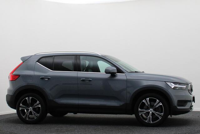 Volvo XC40 1.5 T4 Recharge Inscription Leer, Pilot Assist, Camera, Apple Carplay, Keyless, LED, 19"