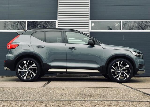 Volvo XC40 1.5 T5 R-Design |Pano |Harman/Kardon |Trekhaak |Sfeer |Alcantara