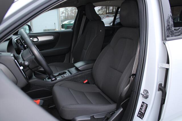 Volvo XC40 T2 automaat Business Pro | Adaptieve Cruise | Park assist camera | Dealer onderhouden