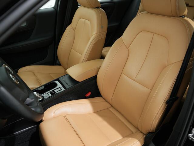 Volvo XC40 2.0 B4 198PK INSCRIPTION | Panoramadak | Trekhaak | Harman/Kardon
