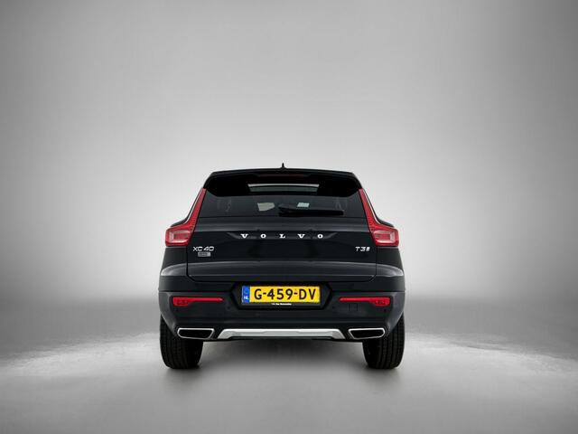 Volvo XC40 1.5 T3 Inscription | Panorama dak | Leder | 18'' Lichtmetaal |