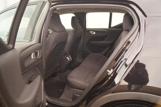 Volvo XC40 1.5 T3 163pk Automaat Business Pro -NAVI-ECC-CAM-