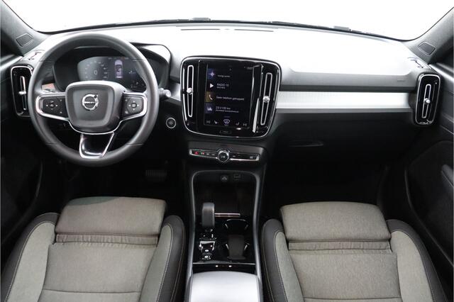 Volvo XC40 1.5 T5 Recharge 262pk | Camera | Apple Car Play | Keyless | Elek.trekhaak | Elek.klep - RIJKLAAR