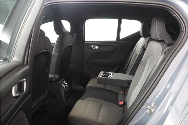 Volvo XC40 1.5 T5 Recharge 262pk | Camera | Apple Car Play | Keyless | Elek.trekhaak | Elek.klep - RIJKLAAR