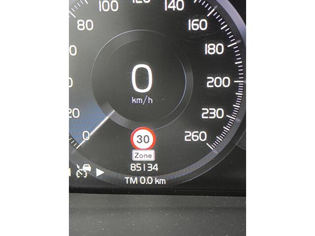 Volvo XC40 1.5 T4 Recharge Inscription Expression Leder sport interieur, stoel verwarming V+A electr verst geheugen stoel, voorruit verwarming,carplay, electr A klep