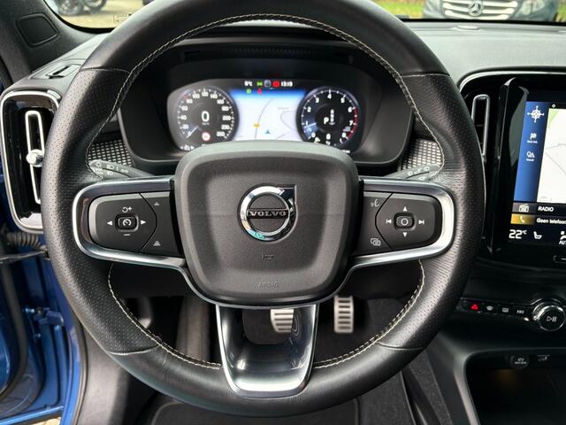 Volvo XC40 2.0 B4 R DESIGN SPORT CarPlay, Camera, TrHaak, Bursting Blue