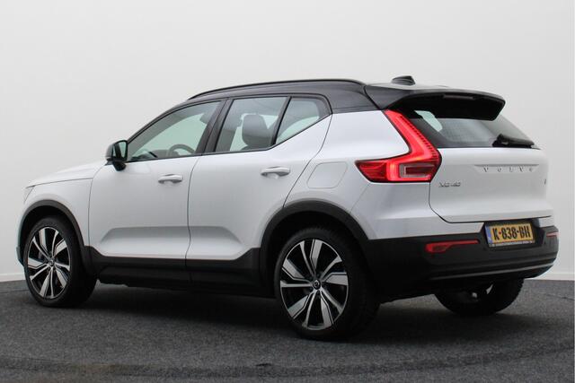 Volvo XC40 Recharge P8 AWD R-Design Two-Tone, Panoramadak, Apple Carplay, Pilot Assist, Trekhaak, 20"