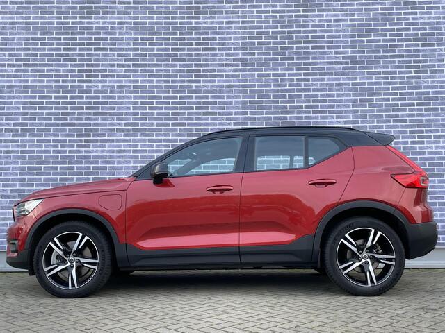 Volvo XC40 1.5 T5 Recharge R-Design | Trekhaak | Panoramadak | Power Seats | Harman / Kardon | 360 Camera | Standkachel |