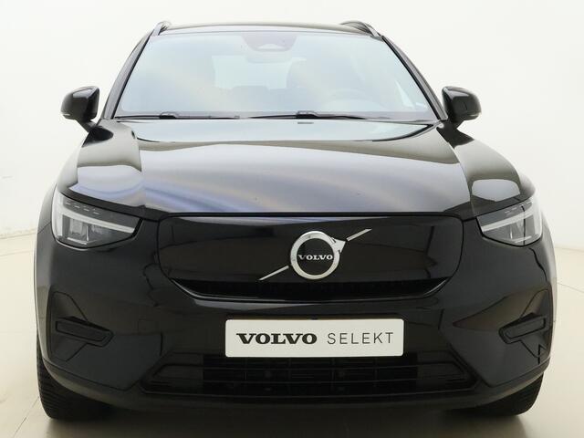 Volvo XC40 Extended Range Plus / Nubuck / Trekhaak / All-Season banden / Getint Glas