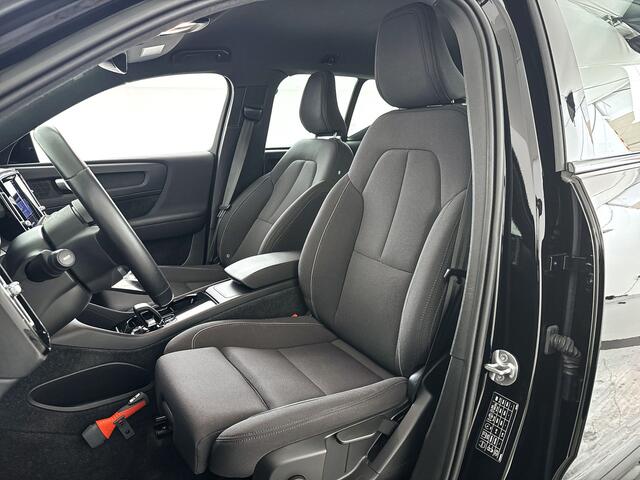 Volvo XC40 Recharge Core 70 kWh | Parkeercamera | Stoel- en Stuurverwarming | Cruise Control