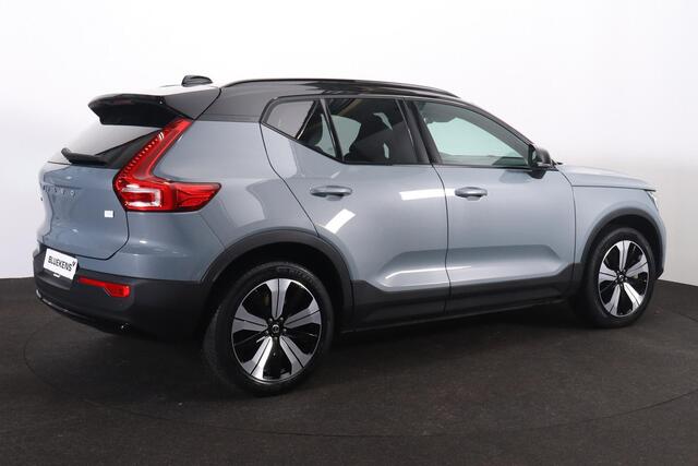 Volvo XC40 Recharge Twin Ultimate 78 kWh - Panorama/schuifdak - IntelliSafe Assist & Surround - 360º Camera - Harman/Kardon audio - Verwarmde voorstoelen & stuur - Parkeersensoren voor & achter - Elektr. bedienb. voorstoelen met geheugen links - Draadloze tel. lader