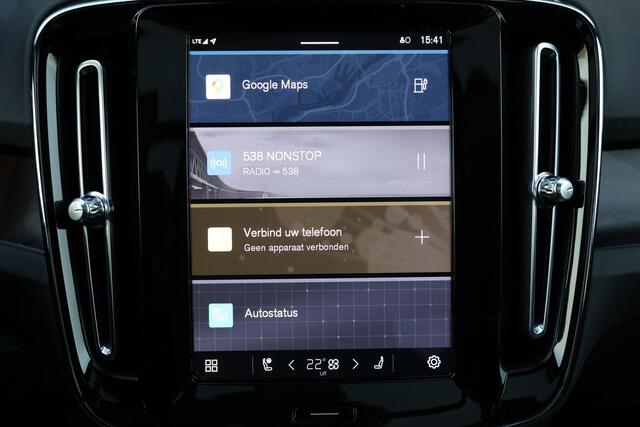 Volvo XC40 Recharge Twin Ultimate 78 kWh - Panorama/schuifdak - IntelliSafe Assist & Surround - 360º Camera - Harman/Kardon audio - Verwarmde voorstoelen & stuur - Parkeersensoren voor & achter - Elektr. bedienb. voorstoelen met geheugen links - Draadloze tel. lader