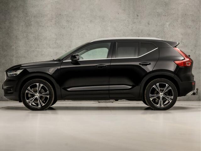 Volvo XC40 1.5 T5 Recharge Inscription 262Pk Automaat (PANORAMADAK, APPLE CARPLAY, LEDER, STUUR/STOELVERWARMING, TREKHAAK, CAMERA, KEYLESS, GETINT GLAS, ADAPTIVE CRUISE, ELEK ACHTERKLEP, NIEUWSTAAT)