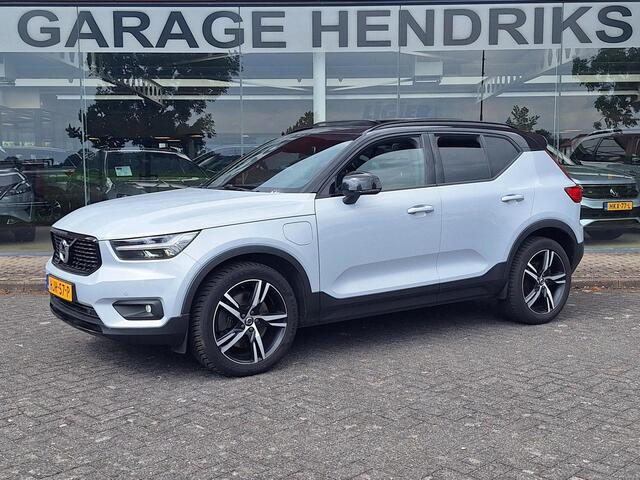 Volvo XC40 1.5 T4 Recharge R-Design | Trekhaak 1800kg | Pano | Leder Alcantara | Two Tone | (occasion)