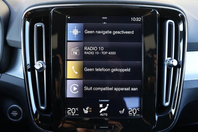 Volvo XC40 B4 Business Pro - IntelliSafe Assist & Surround - Parkeercamera achter - Verwarmde voorstoelen, stuur & achterbank - Parkeersensoren voor & achter - High Performance audio - Standkachel - Elektr. inklapbare trekhaak - 18' LMV