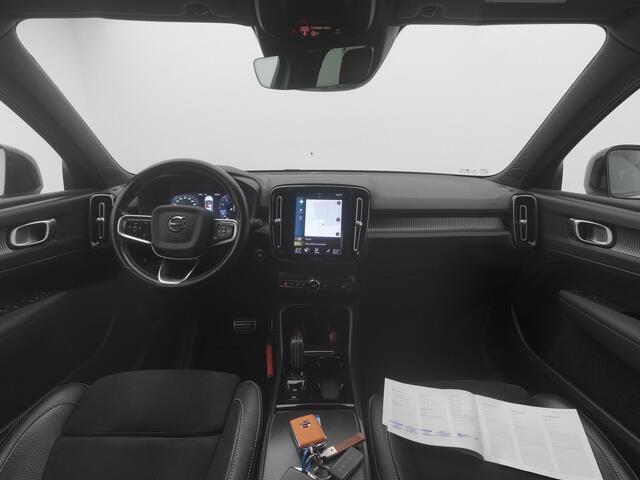 Volvo XC40 1.5 T2 R-Design | CAMERA | KEYLESS | STOEL- EN STUURVERW. | TREKHAAK
