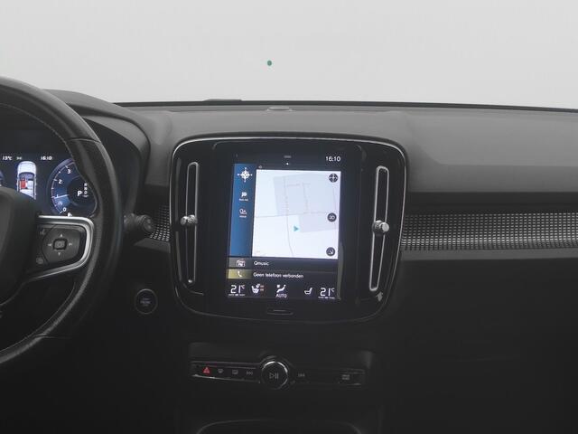 Volvo XC40 1.5 T2 R-Design | CAMERA | KEYLESS | STOEL- EN STUURVERW. | TREKHAAK