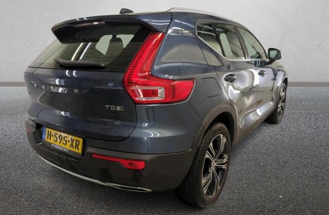 Volvo XC40 1.5 T5 Twin Engine 262 pk Inscription Leer Navi Camera Parkeersensoren v+a Stoelverwarming 19 Inch Velgen Elek.Achterklep Led Koplampen Plug In Hybride Recharge NL Auto lage Kilometerstand