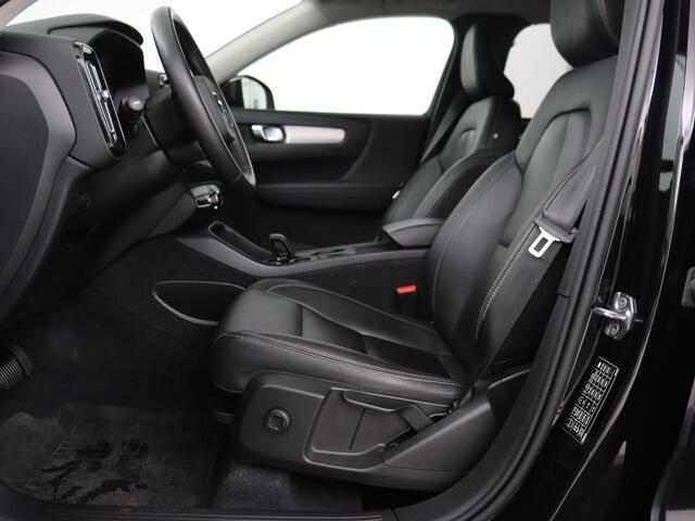 Volvo XC40 1.5 T4 Recharge Inscription | Leder | Stoel & stuurverwarming | Camera | Carplay | Navigatie | 18'' | Cruise control | Full LED | PHEV | Plug In