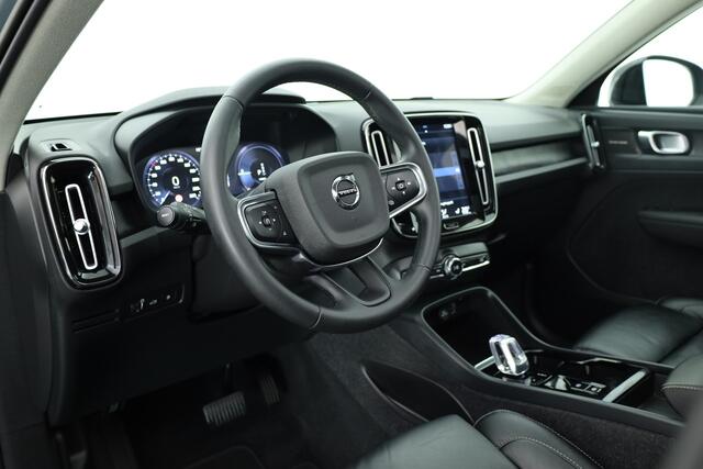 Volvo XC40 1.5 T4 Plug-in hybrid Ultimate Dark | Pano | Dig. Cockpit | Nav+CarPlay | Stuur+Stoelverw. | Harman/Kardon | Leder | 360*+PDC | Elek. Trekhaak | Led V