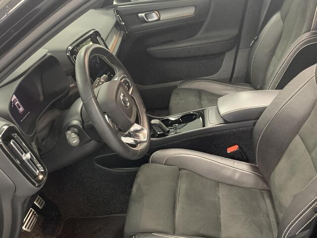 Volvo XC40 Recharge P8 AWD R-Design | SOH 92 %| PANORAMADAK | ELEKTRISCH WEGKLAPBARE TREKHAAK | NAVIGATIE