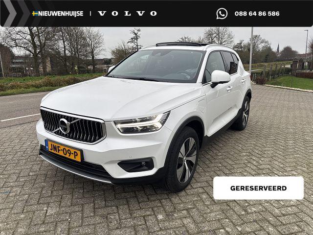 Volvo XC40 1.5 T5 Recharge Inscription | Panoramadak | Trekhaak | Adaptive cruise control | Harman Kardon audio | Stoelverwarming |
