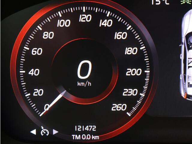 Volvo XC40 2.0 T4 Momentum Pro / Trekhaak / Stoel+stuurwielverwarming / CarPlay / Parkeercamera