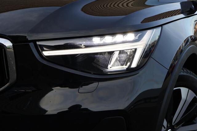 Volvo XC40 T4 Plug-in hybrid Core Bright | Stoel & stuurverwarming | All-season banden | Camera
