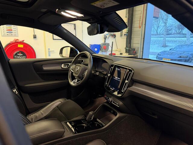 Volvo XC40 Recharge P8 AWD R-Design / Org Nederlands / Panoramadak / BTW / Trekhaak / Harman Kardon /