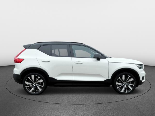 Volvo XC40 Recharge P8 AWD R-Design | Trekhaak