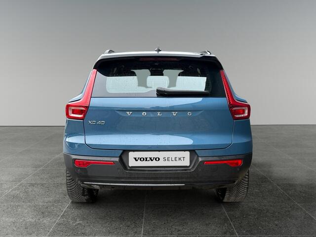 Volvo XC40 Single Motor Extended Range Plus 82 kWh | Apple Carplay & Android Auto | Keyless Entree | Stuur/Stoel verwarming |