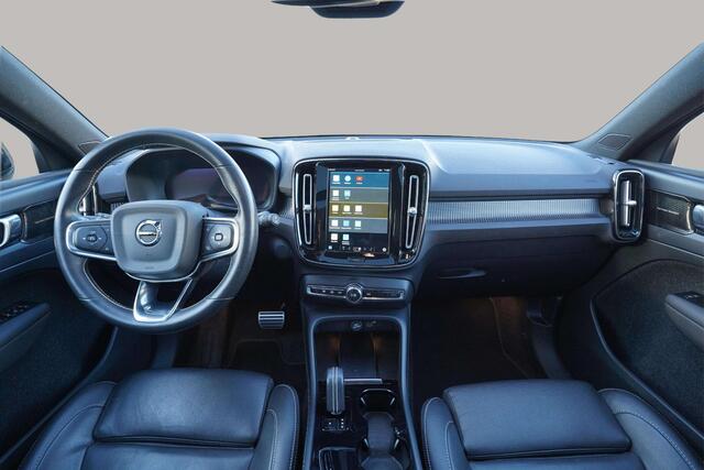 Volvo XC40 Recharge P8 AWD R-Design SOH 96% | Pano | Leer | Camera | Navi | Harman Kardon |