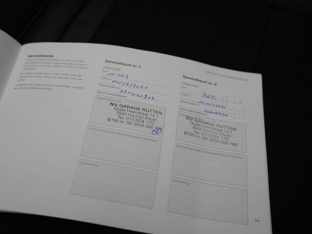 Volvo XC40 T5 Twin Engine R-Design Plug In Hybrid 262pk Dealer O.H. PHEV | Panodak | Camera | Harman & Kardon | Apple Carplay | Cruise Control | Navigatie | 19"L.M | Virtual |