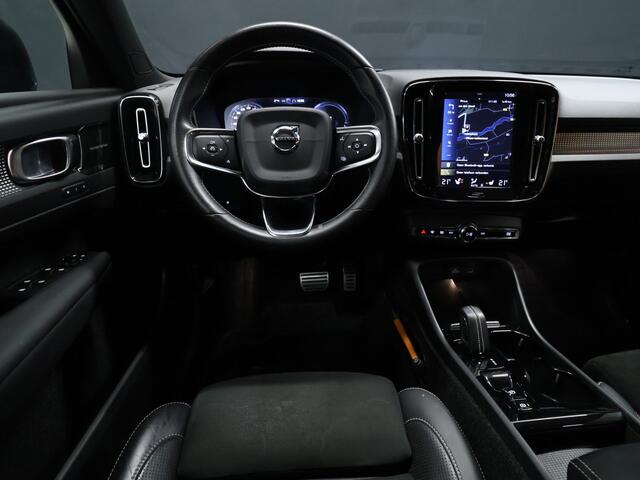 Volvo XC40 1.5 T5 Recharge R-Design [CAMERA, MEMORY SEATS, HARMAN KARDON, SCHUIFDAK, APPLE CARPLAY, ANDROID AUTO, STUURVERWARMING, NIEUWSTAAT]
