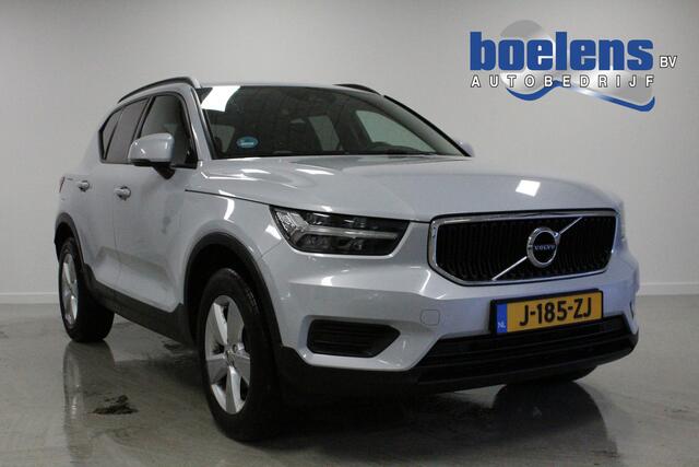 Volvo XC40 1.5 T2 Momentum Core | WEGKL-TRHAAK | CLIMA | PDC-A | DAB | 17'LMV | CARPLAY | E-KLEP | LED |