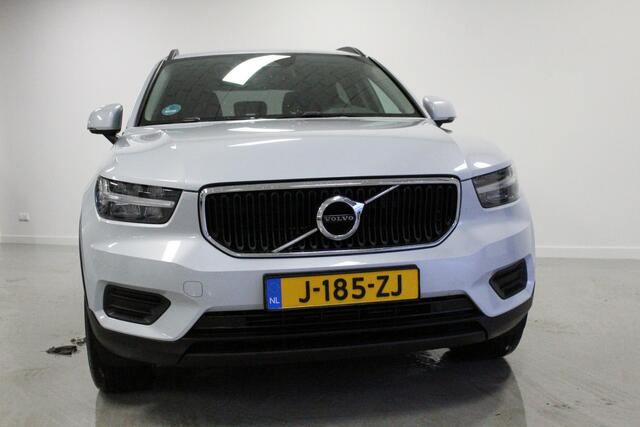 Volvo XC40 1.5 T2 Momentum Core | WEGKL-TRHAAK | CLIMA | PDC-A | DAB | 17'LMV | CARPLAY | E-KLEP | LED |