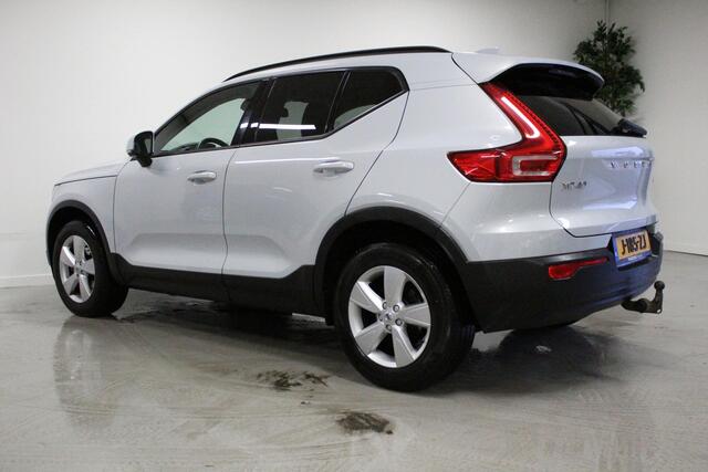 Volvo XC40 1.5 T2 Momentum Core | WEGKL-TRHAAK | CLIMA | PDC-A | DAB | 17'LMV | CARPLAY | E-KLEP | LED |