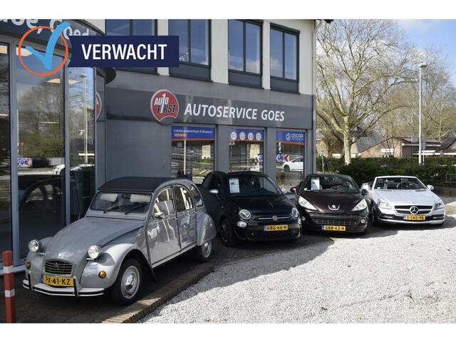 Volvo XC40 Core Recharge Plug-In Hybrid 2WD