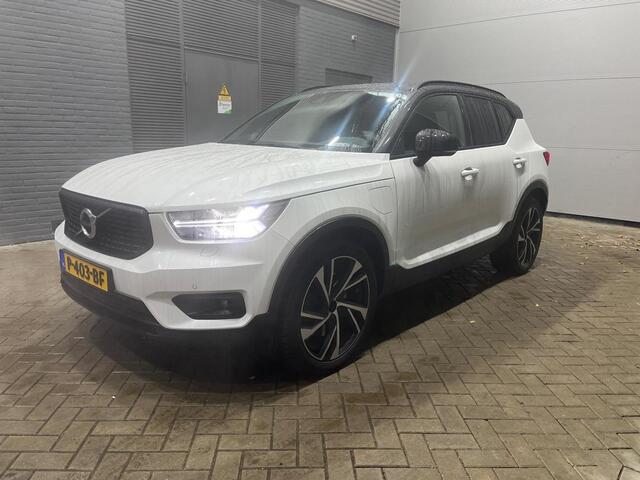 Volvo XC40 T5 Recharge R-Design | Trekhaak | ACC | BLIS | Stoel+Stuurverwarming | harman/kardon