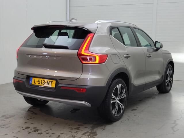 Volvo XC40 1.5 T5 Recharge Inscription Expression | Stoel/Stuur verwarming | Adaptieve cruise control | Pilot assist | Parkeercamera | Parkeersensoren V+A | Volvo on Call | Mistlampen |