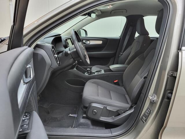 Volvo XC40 1.5 T5 Recharge Inscription Expression | Stoel/Stuur verwarming | Adaptieve cruise control | Pilot assist | Parkeercamera | Parkeersensoren V+A | Volvo on Call | Mistlampen |