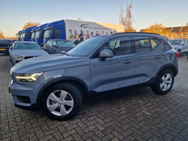 Volvo XC40 1.5 T2 Momentum Automaat | Elektr. trekhaak