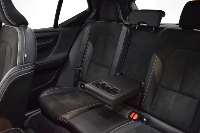 Volvo XC40 T3 163pk AUT8 R-Design Pano/ Harman Kardon/ Camera/ Stoelverw./ PDC v+a/ Donker glas