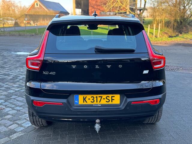 Volvo XC40 Recharge P8 AWD R-Design