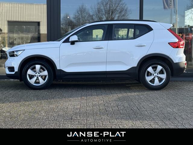 Volvo XC40 2.0 T4 AUT Wegdraaibare trekhaak | Navi |