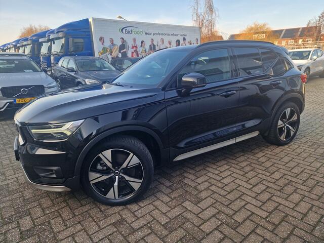 Volvo XC40 Recharge P8 AWD R-Design PACK LOUNGE 360 | Pano | Harman Kardon