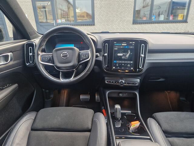 Volvo XC40 Recharge P8 AWD R-Design Park Assist Pack